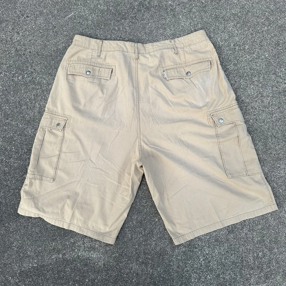 Levis Cargo Shorts Khaki Tan 6 Pocket Mens Size 42‎ x 11 Gorpcore Read! Flaws